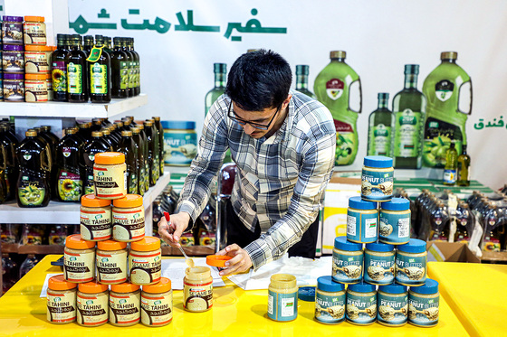  نمایشگاه فروش بهاره و عرضه مستقیم کالا 