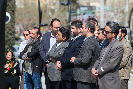 آیین رونمایی از المان «مرغ باغ ملکوت»