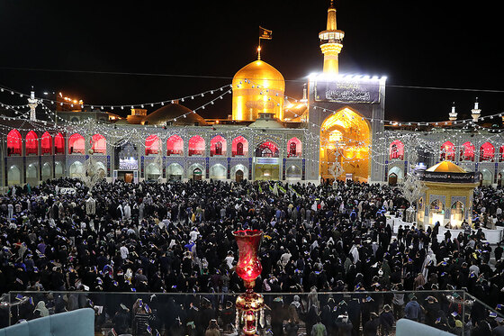مراسم احیاء شب 21 ماه رمضان در حرم مطهر رضوی