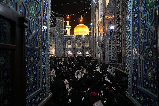 مراسم احیاء شب 23 ماه رمضان در حرم مطهر رضوی