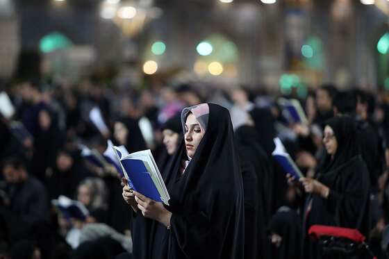 مراسم احیاء شب 23 ماه رمضان در حرم مطهر رضوی