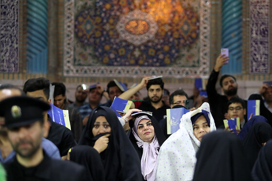 مراسم احیاء شب 23 ماه رمضان در حرم مطهر رضوی