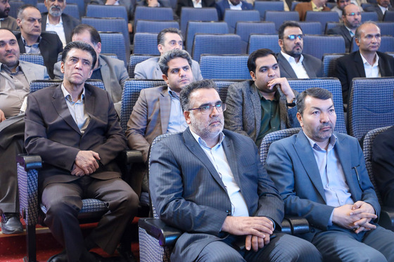آیین تجلیل از خادمان قرارگاه عملیاتی خدمات سفر 