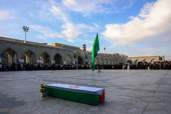 تشیع پیکر «شهید علی الداغی» در حرم مطهر رضوی