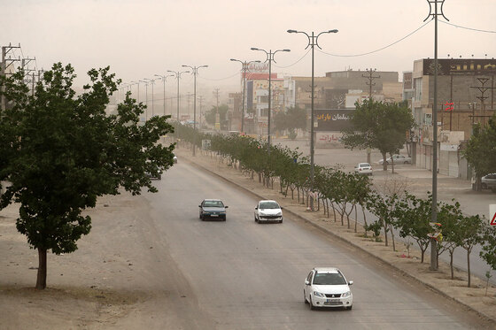 گرد و خاک صبحگاهی در مشهد
