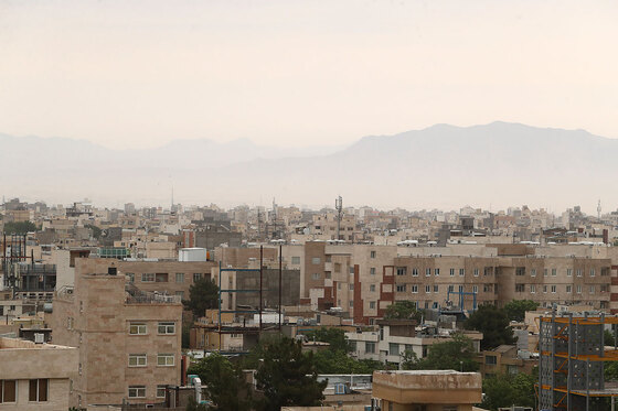 گرد و خاک صبحگاهی در مشهد