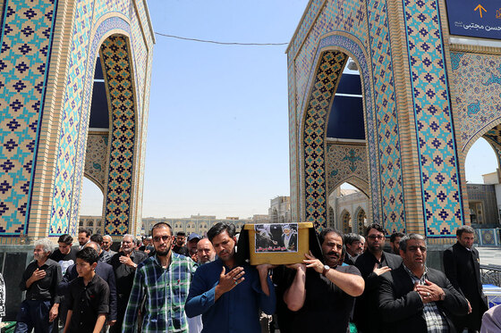 مراسم تشییع حاج فضل‌الله برهانی در حرم مطهر رضوی