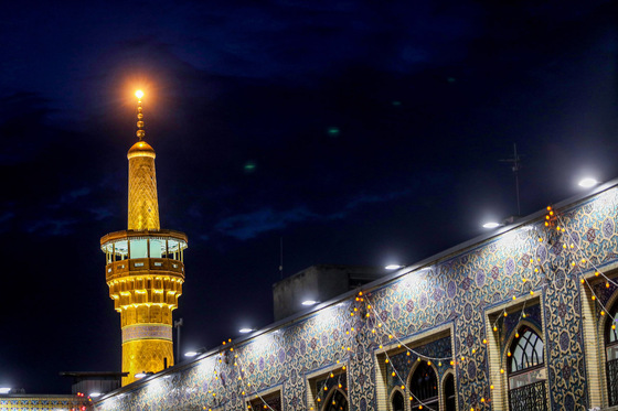  چراغانی حرم مطهر رضوی به مناسبت دهه کرامت