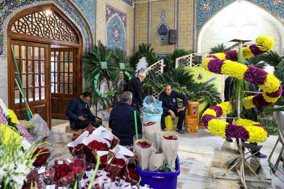 گل‌آرایی ویژه حرم مطهر رضوی