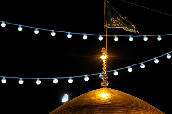 چراغانی و گل آرایی حرم مطهر رضوی به مناسبت میلاد امام رضا (ع)