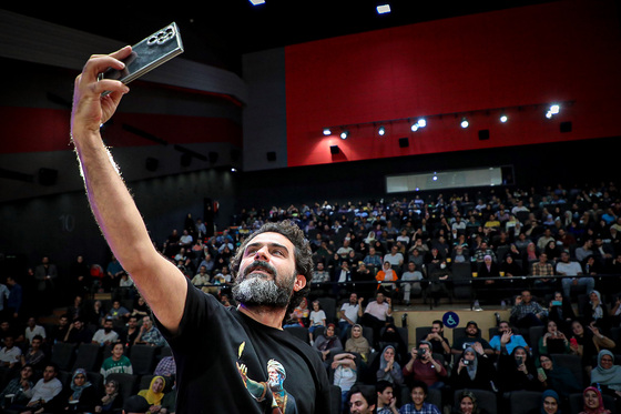  اکران فیلم سینمایی مصلحت با حضور عوامل فیلم در مشهد