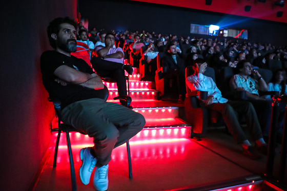  اکران فیلم سینمایی مصلحت با حضور عوامل فیلم در مشهد