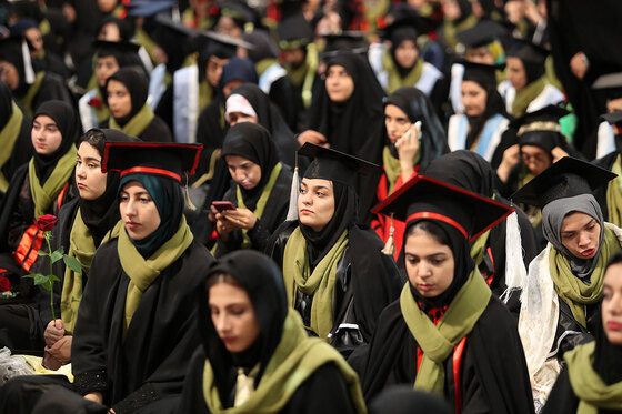 جشن دانش آموختگان علوم پزشکی کشور در حرم مطهر رضوی