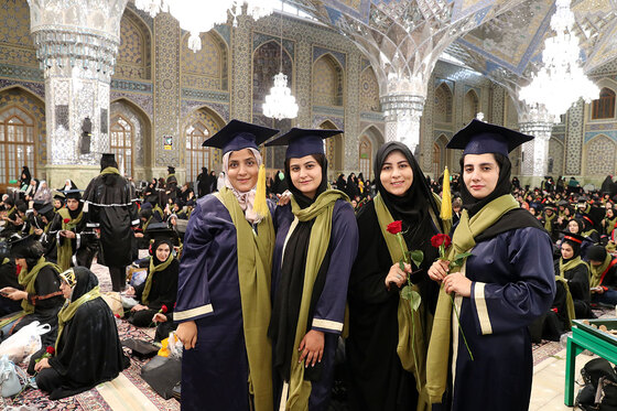 جشن دانش آموختگان علوم پزشکی کشور در حرم مطهر رضوی