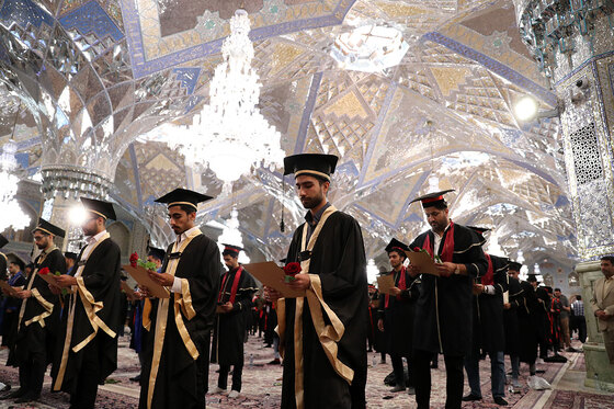 جشن دانش آموختگان علوم پزشکی کشور در حرم مطهر رضوی