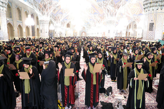 جشن دانش آموختگان علوم پزشکی کشور در حرم مطهر رضوی