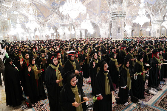جشن دانش آموختگان علوم پزشکی کشور در حرم مطهر رضوی