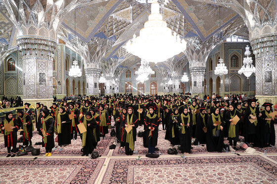 جشن دانش آموختگان علوم پزشکی کشور در حرم مطهر رضوی