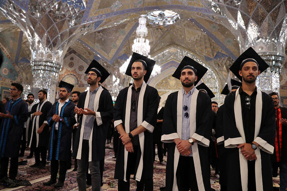 جشن دانش آموختگان علوم پزشکی کشور در حرم مطهر رضوی
