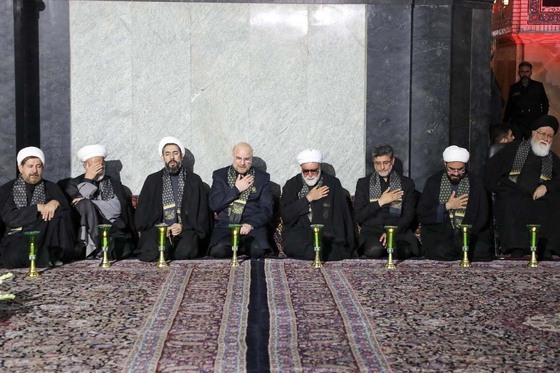 آئین خطبه خوانی شب عاشورا در حرم مطهر رضوی