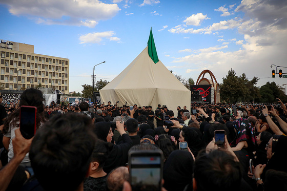 خیمه سوزان عصر عاشورا در مشهد
