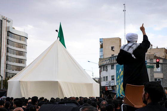 خیمه سوزان عصر عاشورا در مشهد