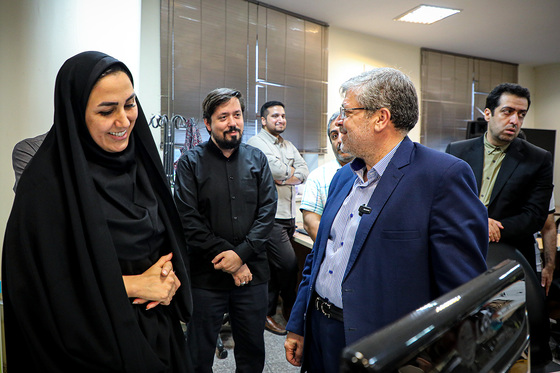 حضور شهردار مشهد در روزنامه شهرآرا به مناسبت روز خبرنگار