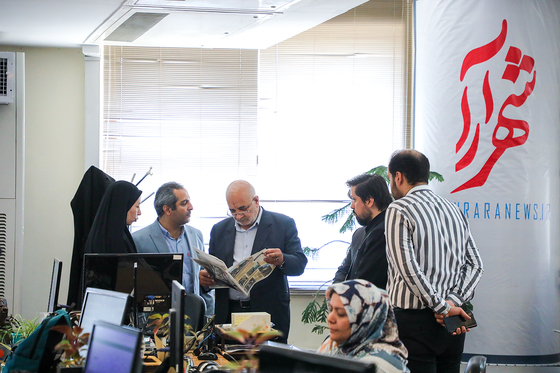 بازدید اعضای شورای اسلامی شهر مشهد از روزنامه شهرآرا