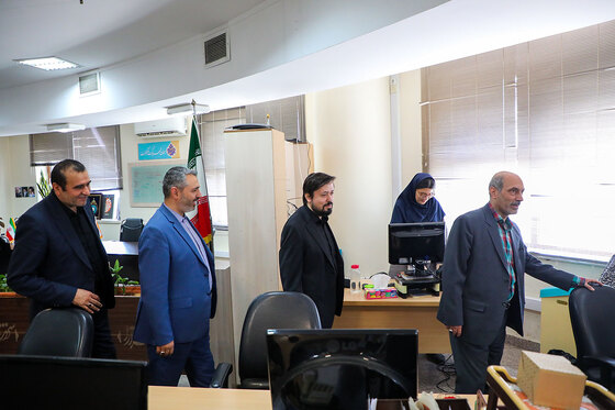 بازدید اعضای شورای اسلامی شهر مشهد از روزنامه شهرآرا