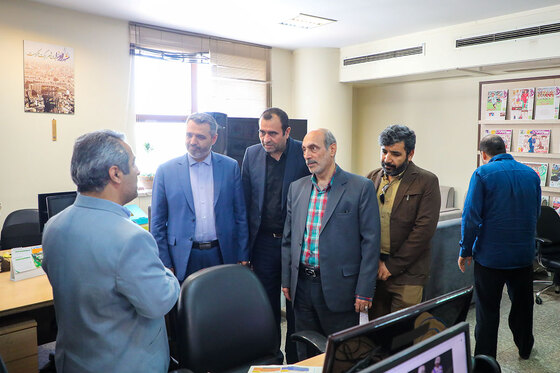 بازدید اعضای شورای اسلامی شهر مشهد از روزنامه شهرآرا
