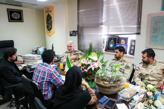 روز خبرنگار در روزنامه شهرآرا - 2