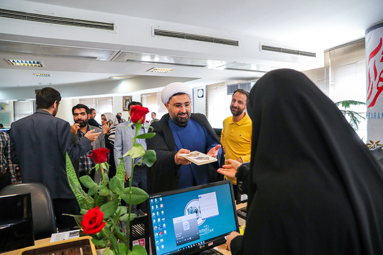 روز خبرنگار در روزنامه شهرآرا - 2