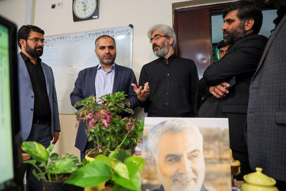 روز خبرنگار در روزنامه شهرآرا - 3