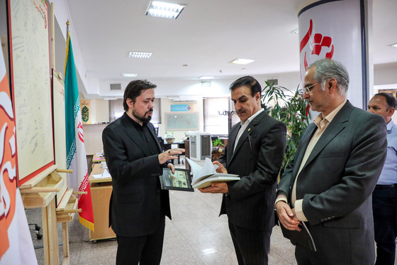 روز خبرنگار در روزنامه شهرآرا - 3