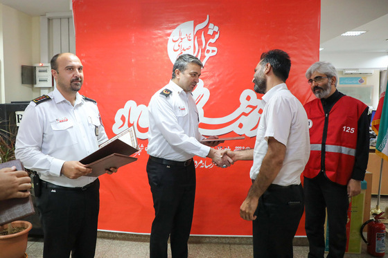روز خبرنگار در روزنامه شهرآرا - 3