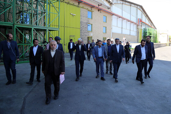 بازدید رییس سازمان بورس و ارواق بهادار از چند واحد صنعتی در مشهد