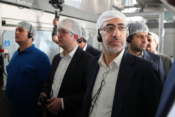 بازدید رییس سازمان بورس و ارواق بهادار از چند واحد صنعتی در مشهد