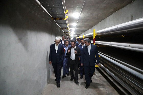 بازدید رییس سازمان بورس و ارواق بهادار از چند واحد صنعتی در مشهد