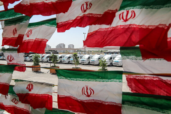 رونمایی از ١۵٠ دستگاه ون و اتوبوس با حضور وزیر کشور در مشهد 