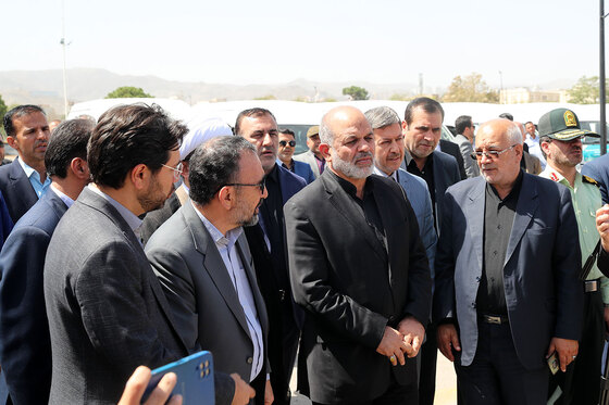 رونمایی از ١۵٠ دستگاه ون و اتوبوس با حضور وزیر کشور در مشهد 