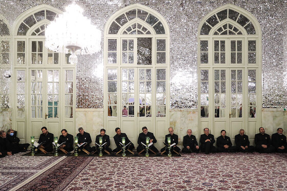 آیین جاروکشی حرم مطهر رضوی