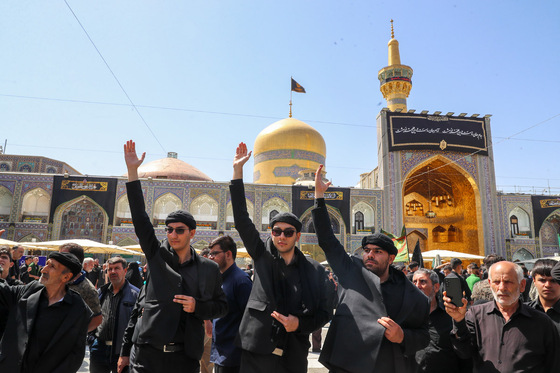 عزاداری  روز 28 صفر در حرم مطهر رضوی
