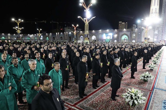 آیین خطبه خوانی شب شهادت امام رضا(ع) در حرم مطهر رضوی