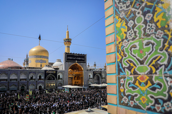 عزاداری روز شهادت امام رضا (ع) در حرم مطهر رضوی