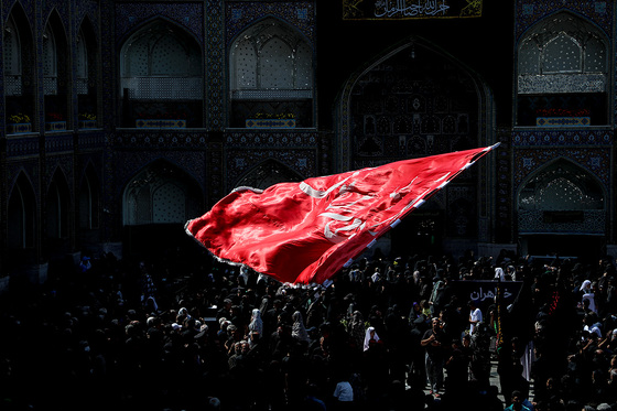 عزاداری روز شهادت امام رضا (ع) در حرم مطهر رضوی