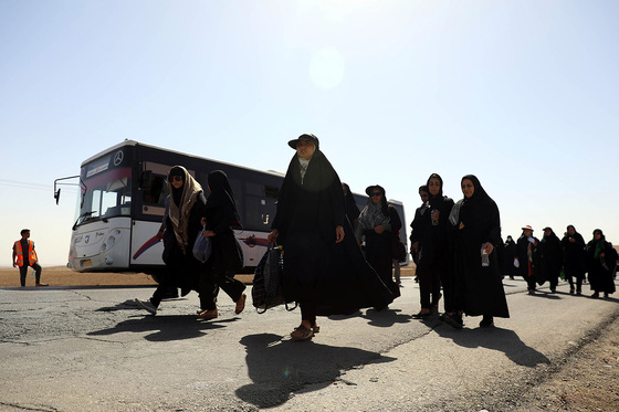 خدمت رسانی شهرداری مشهد به زائران امام رضا (ع)