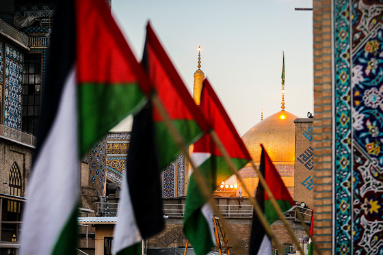 اجتماع همبستگی با جبهه مقاومت فلسطین در صحن قدس حرم مطهر رضوی
