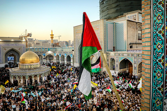 اجتماع همبستگی با جبهه مقاومت فلسطین در صحن قدس حرم مطهر رضوی