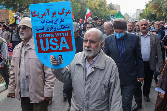 راهپیمایی نمازگزاران مشهدی در حمایت از مرم فلسطین