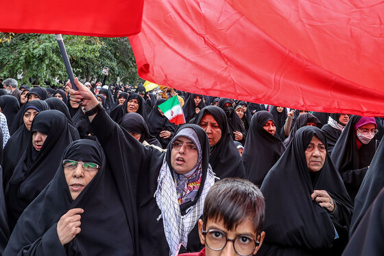 راهپیمایی نمازگزاران مشهدی در حمایت از مرم فلسطین